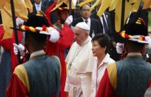 Pope Francis and South Korean President Park Geun-hye on Thursday (August 14). I
