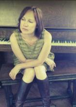 Iris Dement / irisdement.com