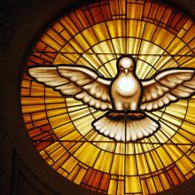 Pentecost symbol, Waiting For The Word / Flickr.com