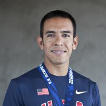 U.S. Olympic runner Leo Manzano. Photo via LeoManzano.com.