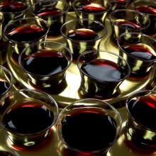 Communion wine, Dale Wagler / Shutterstock.com