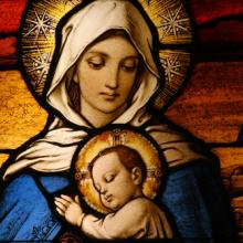 Stained glass Virgin Mary with Jesus, CURAphotography / Shutterstock.com