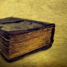 Bible, Sabphoto/ Shutterstock.com