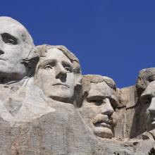 Mount Rushmore, fstockfoto / Shutterstock.com