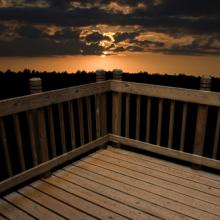Sunset, Beth Van Trees / Shutterstock.com