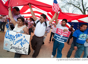 100520_100321-0397-immigration-rally