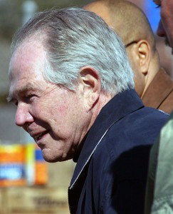 486px-Pat_Robertson_Paparazzo_Photography