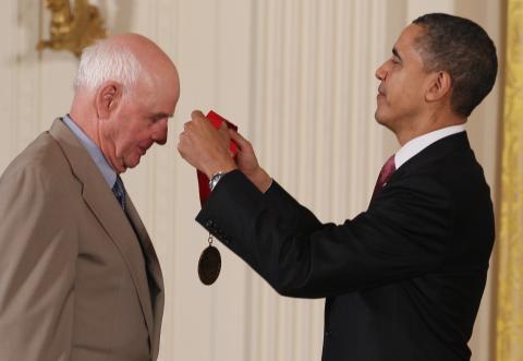 Obama awards Wendell E. Berry the 2010 National Medal of Arts and Humanities. Photo by Mark Wilson / Getty Images Obama awards Wendell E. Berry the 2010 National Medal of Arts and Humanities. Ph