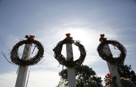 A makeshift memorial sits near the Sikh Temple of Wisconsin. Darren Hauck/Getty Images Darren Hauck/Getty Images
