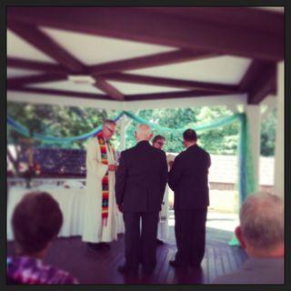 Rev. Kathryn Johnson performs a wedding ceremony between David Shumate and Andy Ragland. Photo: RNS/Andy Oliver/Kathryn Johnson