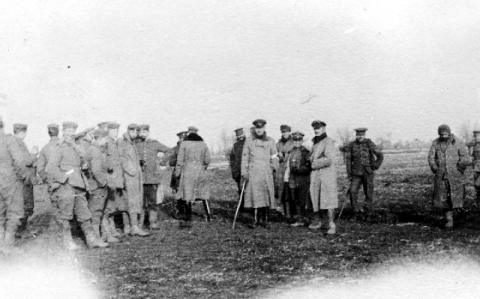 British and German troops meeting in No-Mans's Land during the unofficial truce. Public Domain. Public Domain.