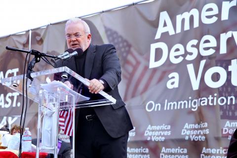 Jim Wallis Speaks at Fast for Families Rally. Kara Lofton/Sojourners Kara Lofton/Sojourners