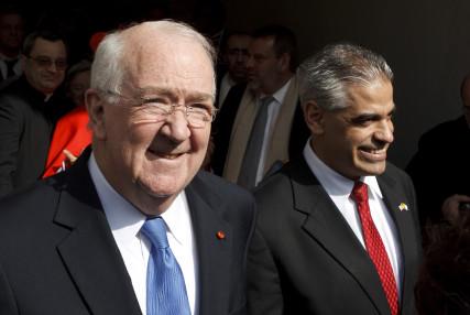 Ken Hackett, left, nominated to be the new U.S. ambassador to the Holy See. Photo Courtesy RNS. Photo Courtesy RNS.