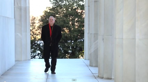 Jim Wallis at the Lincoln Memorial. Photo by Brandon Hook / Sojourners Jim Wallis at the Lincoln Memorial. Photo by Brandon Hook / Sojourners
