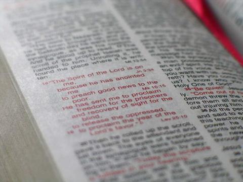 Red letter Bible via Wylio http://bit.ly/wk2149 Red letter Bible via Wylio http://bit.ly/wk2149