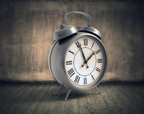 Photo: Clock, Mopic / Shutterstock.com Photo: Clock, Mopic / Shutterstock.com