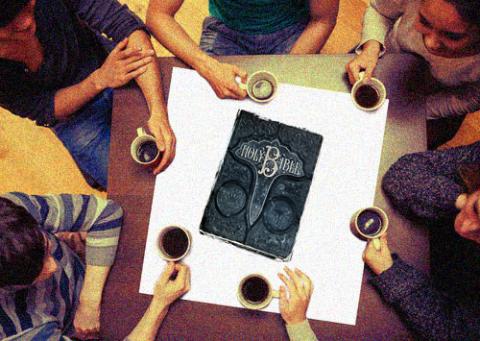 Young people at a coffee shop, wavebreakmedia / Shutterstock.com Young people at a coffee shop, wavebreakmedia / Shutterstock.com