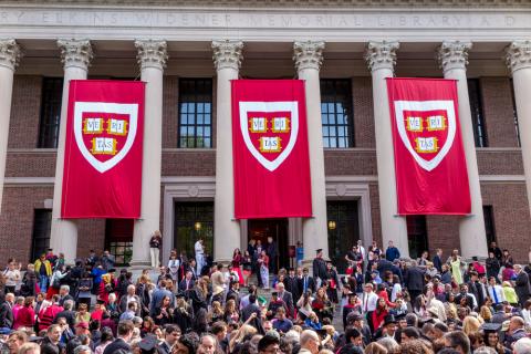 racial quotas in college admissions Many states allow race to be a factor in college admissions decisions, but some have banned the practice, saying it shouldn't be a necessary means to attain racial diversity on campuses. racial quotas in college admissions Many states allow race to be a factor in college admissions decisions, but some have banned the practice, saying it shouldn't be a necessary means to attain racial diversity on campuses.