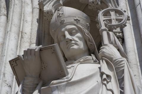 Statue of bishop photo, Renata Sedmakova / Shutterstock.com Statue of bishop photo, Renata Sedmakova / Shutterstock.com