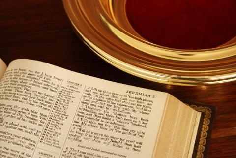 Collection plate and bible, Wellford Tiller, Shutterstock.com Collection plate and bible, Wellford Tiller, Shutterstock.com