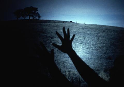 Photo: Reaching hand, © Winthrop Brookhouse / Shutterstock.com Photo: Reaching hand, © Winthrop Brookhouse / Shutterstock.com