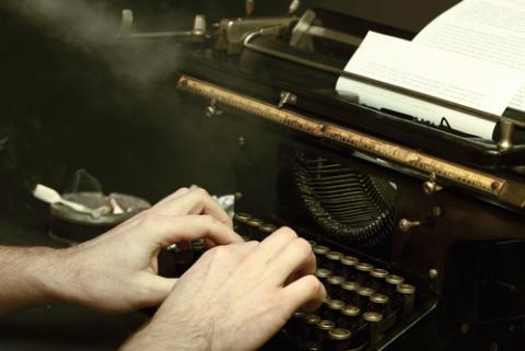 Photo: Writer, © Sergey856 / Shutterstock.com Photo: Writer, © Sergey856 / Shutterstock.com
