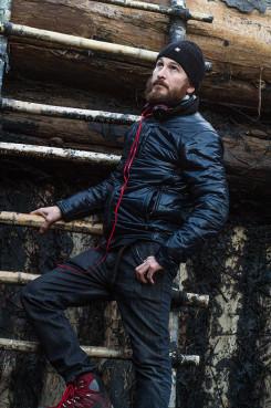 Darren Aronofsky on the set of “Noah.” Photo courtesy of Paramount Pictures and Regency Enterprises.