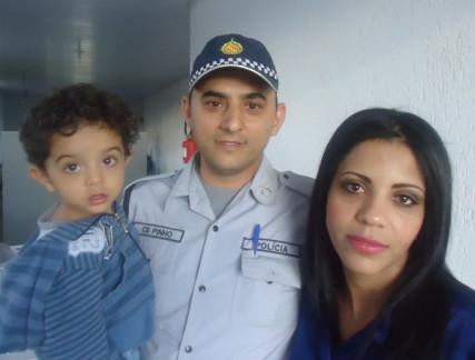 Police officer Paulo Henrique Silva de Pinho of Brasilia with his family. Photo via RNS/courtesy Paulo Henrique Silva de Pinho