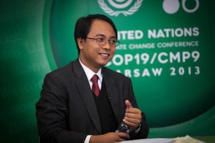 Yeb Sano, head delegate from the Philippines. Photo courtesy of Sean Hawkey/LWF