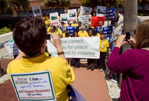 Group calling on the UMC to divest from companies that profit from the Israeli occupation of Palestinian territories. RNS photo RNS photo by Mike DuBose/courtesy United Methodist News Service