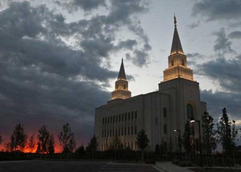 The Missouri Temple of the Church of Jesus Christ of Latter-Day Saints. RNS photo by J.B. Forbes/St. Louis Post-Dispatch RNS photo by J.B. Forbes/St. Louis Post-Dispatch