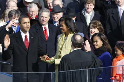 Chief Justice John Roberts administers oath of office to President Obama in 2009. RNS photo by Noah K. Murray/The Star-Ledger RNS photo by Noah K. Murray/The Star-Ledger