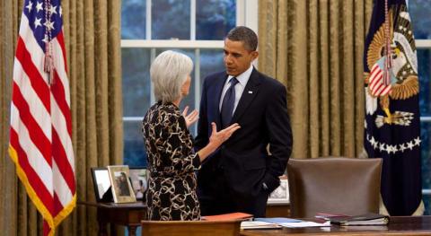 President Barack Obama talks with HHS Secretary Kathleen Sebelius. RNS photo courtesy Pete Souza / The White House RNS photo courtesy Pete Souza / The White House