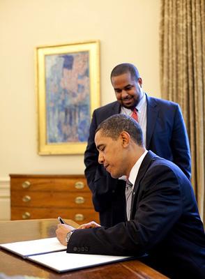 President Obama signs the proclamation marking the National Day of Prayer in 2009. RNS photo courtesy Pete Souza/The White House RNS photo courtesy Pete Souza/The White House