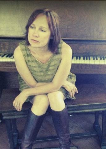Iris Dement / irisdement.com Iris Dement / irisdement.com