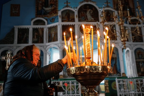 Communities Torn As Ukraine Turns Its Back On Moscow Linked Church