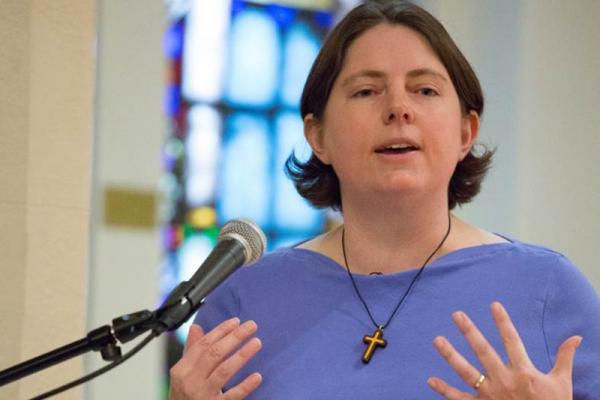 Methodist Lesbian Voted Down as Deacon | Sojourners