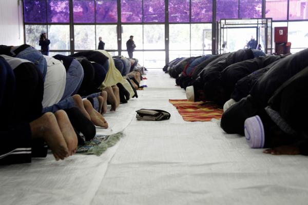 The Significance Of Friday Prayers In Islam Sojourners 