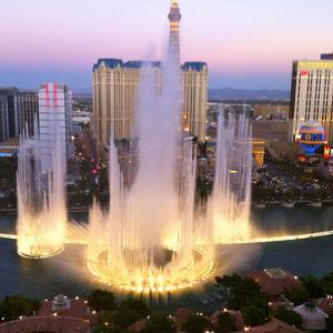 Bellagio Hotel's famous fountains. Image via Wylio http://bit.ly/tb6Xps