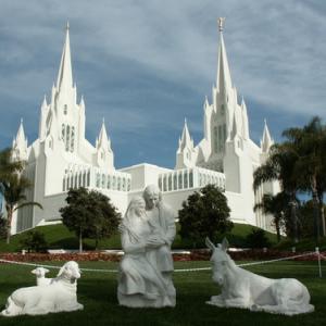 LDS temple in San Diego, Calif. Image via http://bit.ly/zivRxd