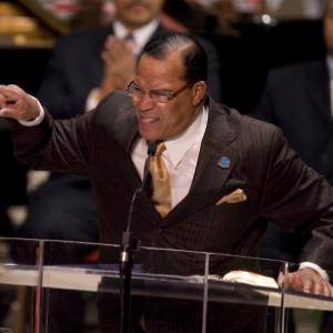 Farrakhan speaking in Chicago, 2008. Photo via Getty Images. 