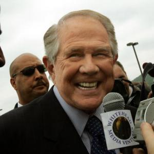 Pat Robertson at Jerry Falwell's funeral, 2007. Photo by Mario Tama/Getty Images