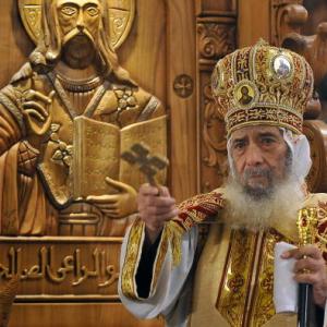 Pope Shenuda III leads Christmas midnight mass, 2010. (AMR AHMAD/AFP/Getty Image