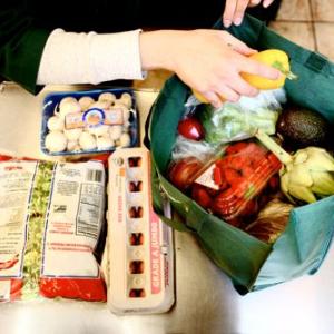 Grocery store image by Katrina Wittkamp/Getty Images