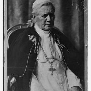 Pope Pius X image via Library of Congress / Flickr