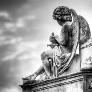 Angel sculpture at Melbourne cemetery, Neale Cousland / Shutterstock.com