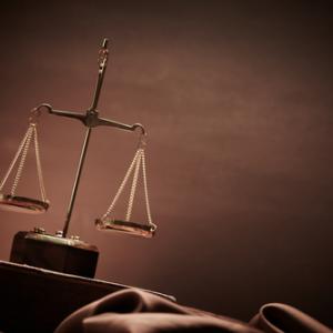 Scales of justice, senk / Shutterstock.com