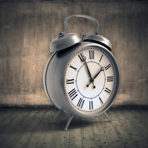 Photo: Clock, Mopic / Shutterstock.com