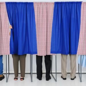 Photo: Voting booth, Steve Cukrov / Shutterstock.com