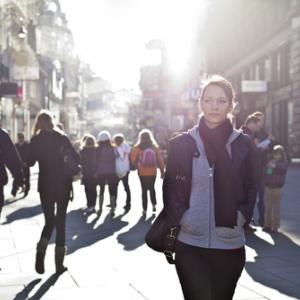 Girl on an urban street, Creativemarc / Shutterstock.com